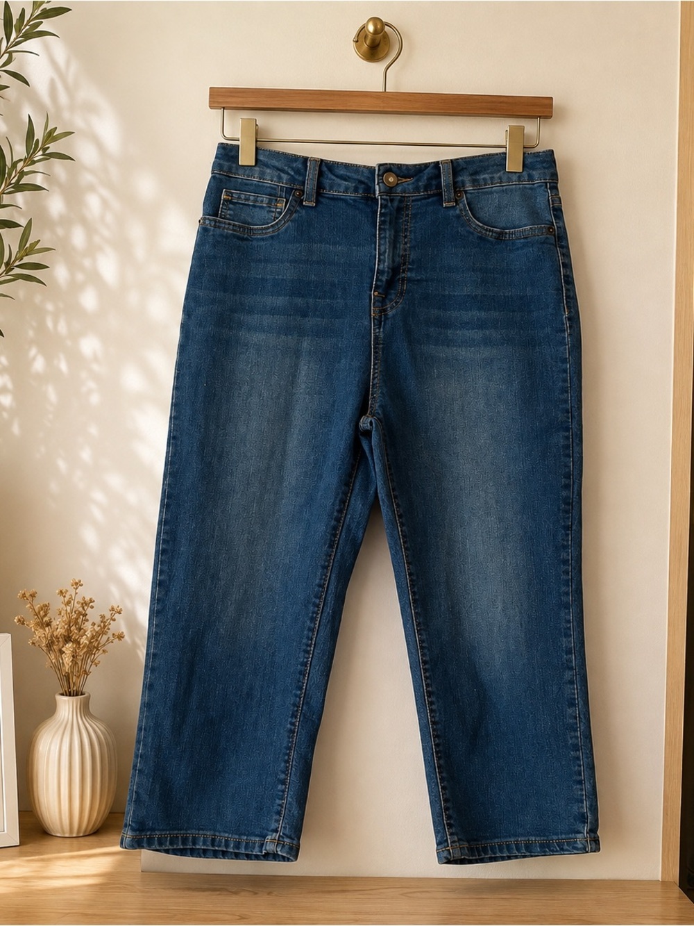 Faith Jeans Size 8 Cropped Straight Leg Jeans Medium Wash Stretch Denim